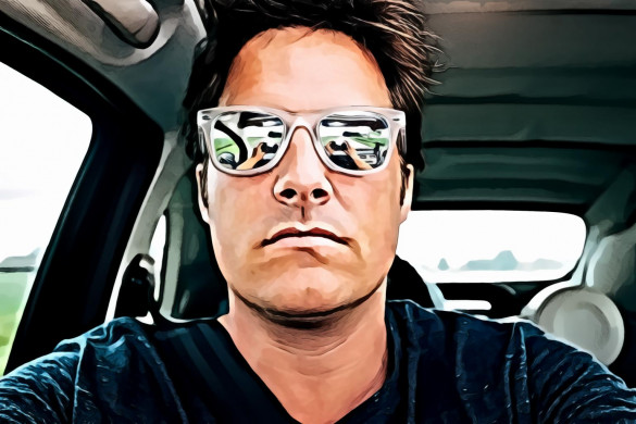 Selfie portrait man sunglasses